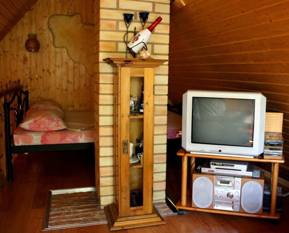 Guest House Sampetera Maja Riga Ngoại thất bức ảnh